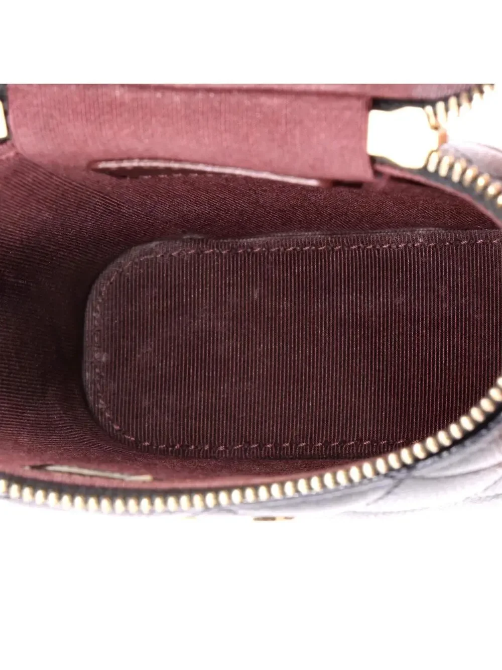 Chanel Vertical Classic Vanity Case #248752C29B